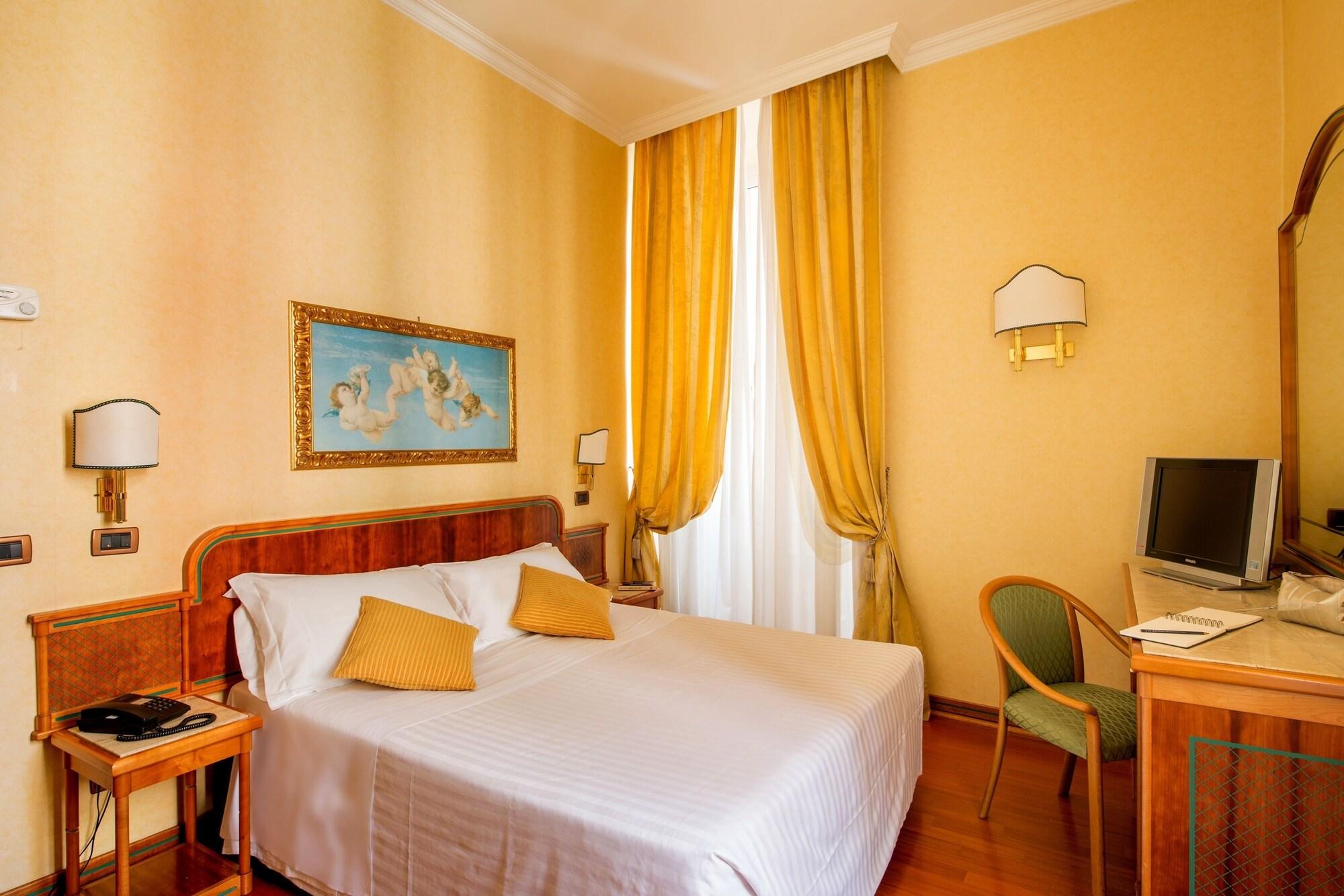 Hotel Regno Roma Esterno foto