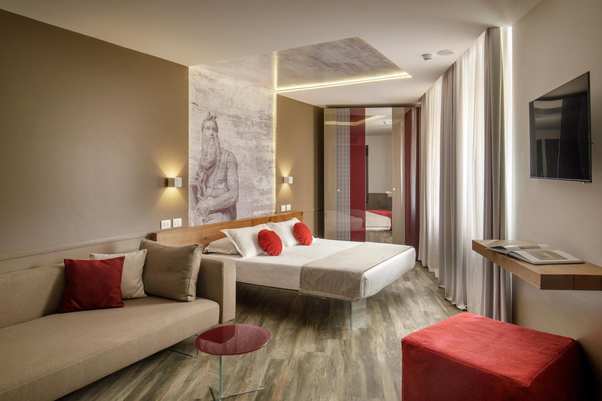 Hotel Regno Roma Esterno foto